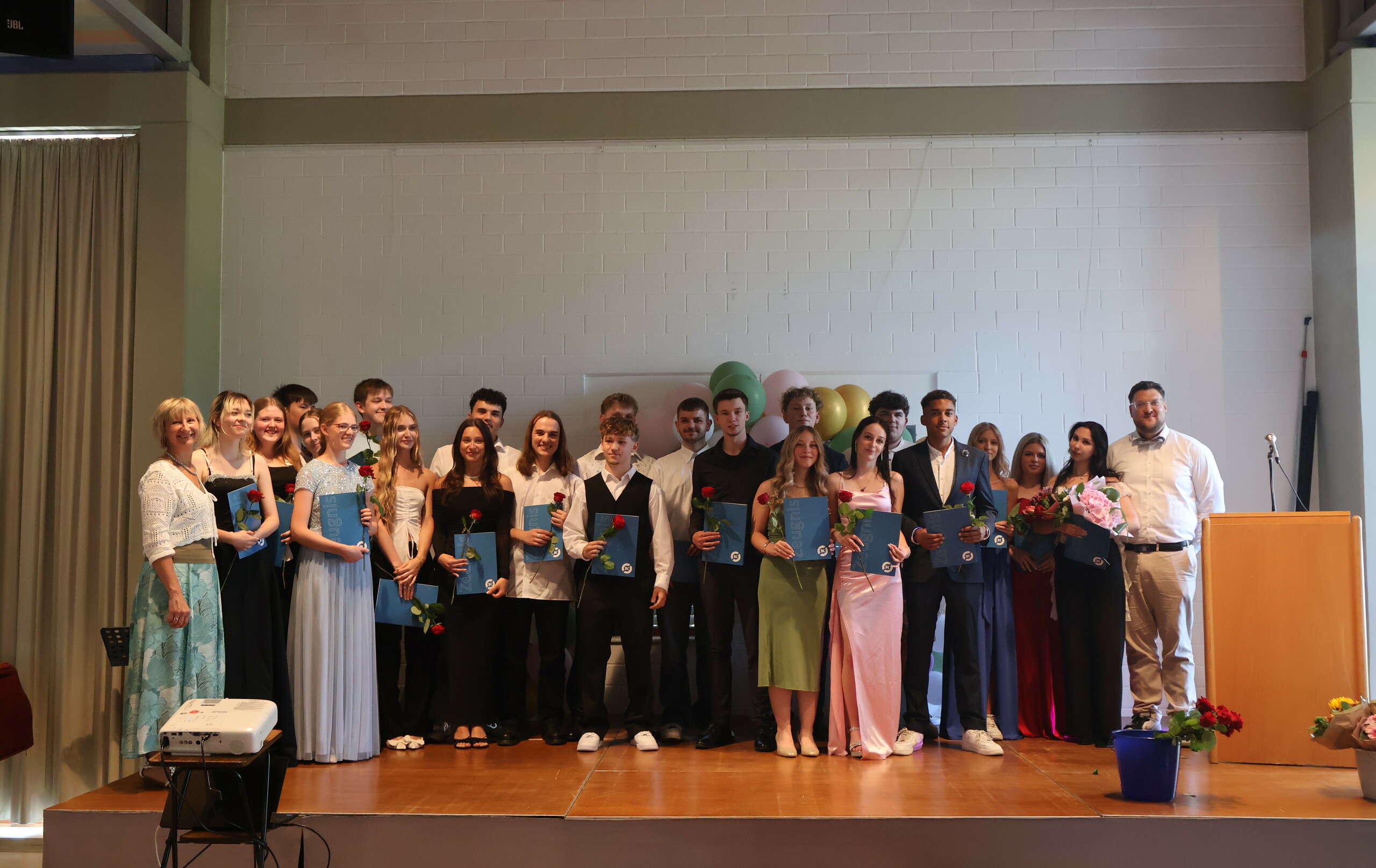 Kaufmännisches Berufskolleg Oberberg - W/O2 Kaufmännisches Berufskolleg Oberberg - W/O2